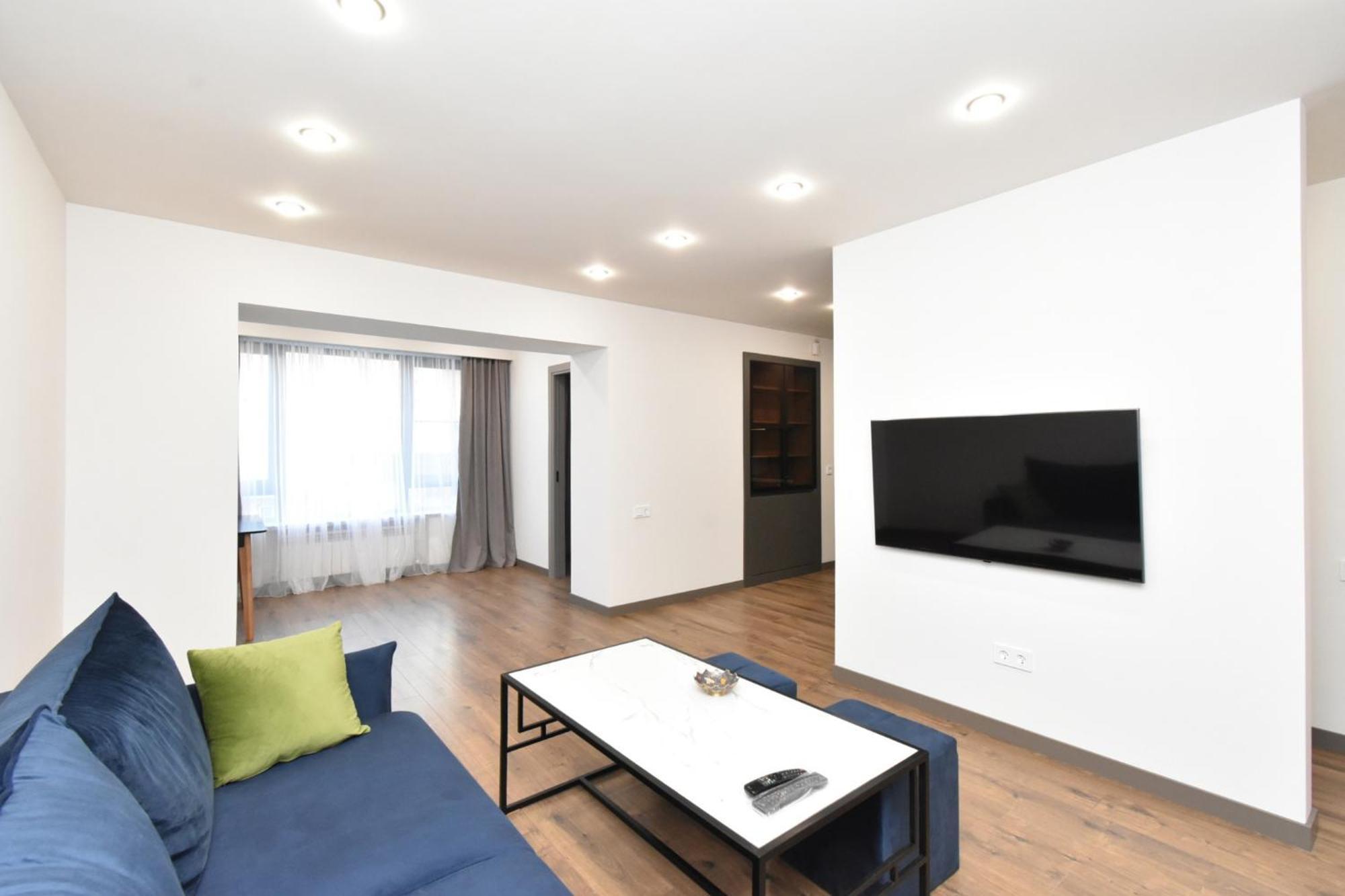 Beautiful Apartment Near The Republic Square Ereván Exterior foto