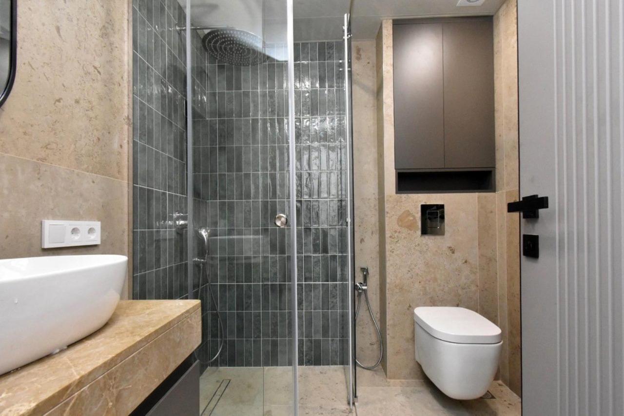 Beautiful Apartment Near The Republic Square Ereván Exterior foto